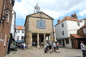 올드 타운 홀, 시 정부 청사로 더 이상 사용되지 않는 2등급* 건물