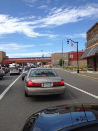 수마스 국경 통과