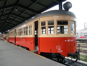 한국에서 운용된 것과 비슷한 형식의 기하 4200형