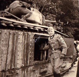 구형 B1 전차로 SA 35 주포를 장착하고, 1940년 6월 오를레앙 인근에서 파괴됨.