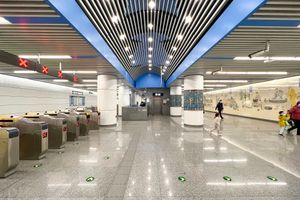 역 로비 (2022년 3월 촬영)