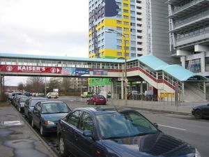 슈토르코어 슈트라세의 역 북쪽 입구