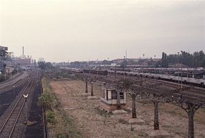 부분적으로 해체된 플랫폼, 1992년