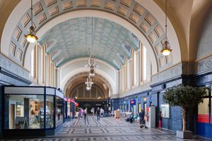 아르 누보 스타일 입구 홀