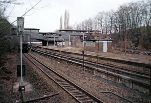 폐쇄된 S반 아이히캄프역, 함부르크 방면 통과 열차, 1986년