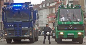 Wasserwerfer 9000 옆에 있는 Wasserwerfer 10000