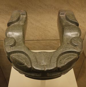 의례용 공놀이 벨트