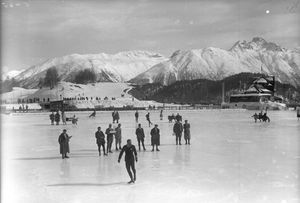 빌리 뵈클이 컴펄서리 피겨를 하는 모습