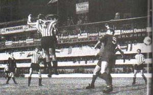 마르코스 코니글리아로는 부에노스 아이레스에서 열린 경기에서 첫 골을 넣었다.