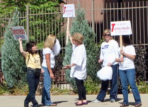 톰 탠크레도 지지자들