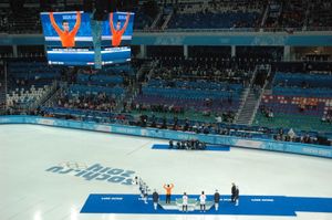 싱키 크네흐트가 1000m에서 동메달을 획득했다.