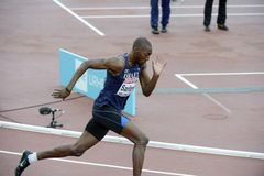 도널드 샌포드가 2012년 유럽 육상 선수권 대회에서 400m 달리기를 4위로 통과하고 있다.