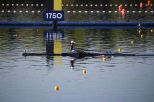 패자부활전에서 노를 젓는 조아니 델가코