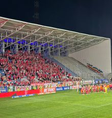 2023년 7월 8일, 일리 오아나 스타디움에서 2023 루마니아 슈퍼컵 우승을 축하하는 셉시 팬들