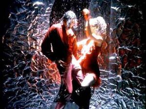 "'Blood on the Dance Floor'" 뮤직비디오에서 잭슨과 아줄