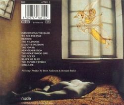 앨범 뒷면 커버에는 "잃어버린 꿈들"이라는 사진이 실려있다.