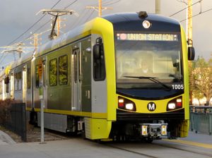 금선 긴키샤료 P3010 열차.