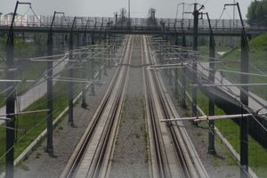 라허 스발루어 근처의 선로