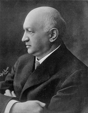 1913년의 지크문드 루빈. 루빈의 회사에서 How Brown Saw the Baseball Game을 제작하고 배급했다.