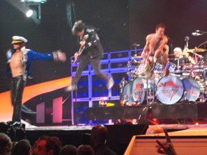 반 헤일런, "Jump" 공연, 2007년 11월 10일