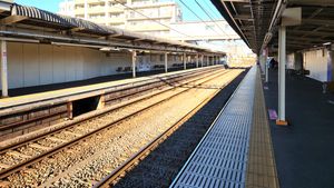 역 승강장 (2023년 1월)