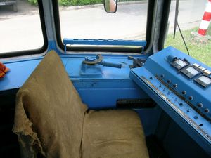 KTM-5의 무게와 유지보수를 줄인 레오스타트 컨트롤러.