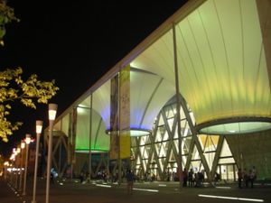 다둥 예술 문화 센터, "The Great Artist" 뮤직 비디오 촬영지 중 하나