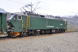 플롬 선에서 운행 중인 El 17.2229