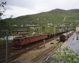 1993년 6월 나르비크역의 철광석 열차