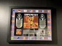 오프스프링의 앨범 "Smash"의 전 세계 판매 플라크.