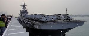 USS 복서가 2011년 홍콩에 도착