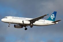 사고기는 에어 뉴질랜드 도색으로 복원된 상태였다