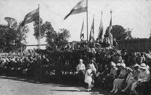 1937년 가르그주다이에서 열린 청소년 단체 영 리투아니아의 축제
