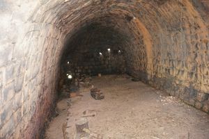 가라쓰의 오래된 요코마쿠라 항아리 등요 4호실