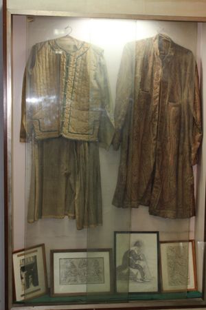 미르자 갈리브의 옷 (델리 갈리브 박물관 소장)