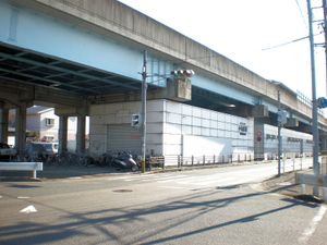 폐지 후의 역 건물 (2009년 1월)