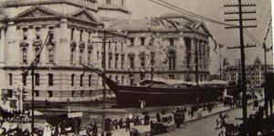 인디애나주 인디애나폴리스에서 열린 1893년 GAR 전국 대회에 전시된 USS 키어세지의 복제품