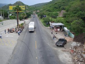 과스타토야 입구