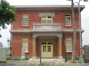 구 탕롱 벽돌 가마 행정 건물