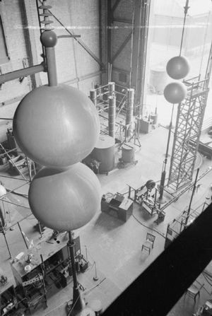 1944년 국립 물리 연구소 전기 부서