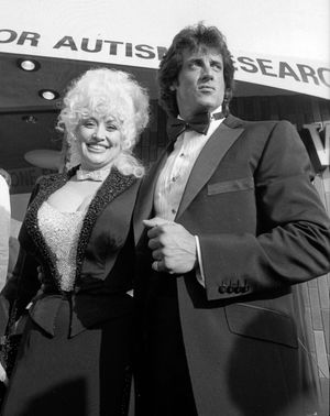 영화 자선 상영회에 참석한 파튼과 스탤론