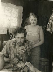 커나드는 레이 핸포드와 함께 헬스 크레이터 (1918)에 출연