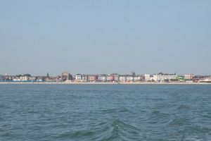 스크로비 샌즈에서 본 그레이트 야머스 해안가