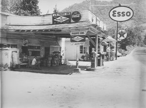 1940년대경 손 힐의 잡화점