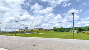 러틀리지와 빈 스테이션 사이에 위치한 그레인저군 산업 단지