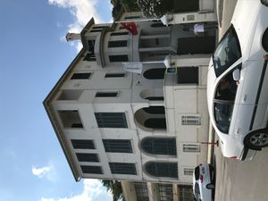  저택은 베흐비 코치가 여름철에 가족과 함께 거주했으며, 현재 "베흐비 코치 뷔위크데레 하우스"로 박물관으로 바뀌었으며, 이 드라마의 주요 촬영 장소인 사르예르, 이스탄불