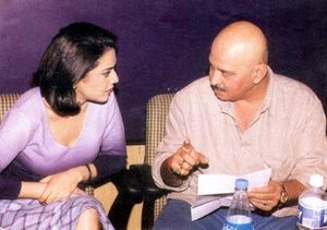 2001년 꼬이... 밀 가야 제작 발표회에서의 라케쉬 로샨과 프리티 진타.