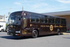 나나쓰보시 전용 버스이스즈 갈라 KL-LV781R2니시코 98MC 네오 로열 C-I(02MC의 앞면으로 개조)닛포 본선 하야토역