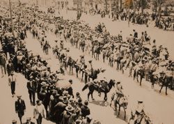 사파티스타는 내전을 시작하면서 잠시 멕시코 시티를 점령했다. 시골 마을 주민들과 수도 거주자들 사이에는 상당한 문화적 충돌이 있었다.