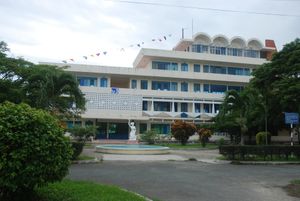 냐짱 대학교 캠퍼스의 한 구석